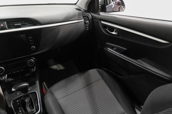 Kia Rio IV Рестайлинг с пробегом 2020 года, цена 1 699 000 рублей, 94400 км, седан, Автокод Объявления