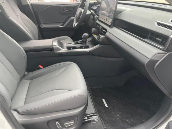 Toyota RAV4 VI (XA60) с пробегом 2025 года, цена 4 300 001 рубль, 14 км, внедорожник, Автокод Объявления