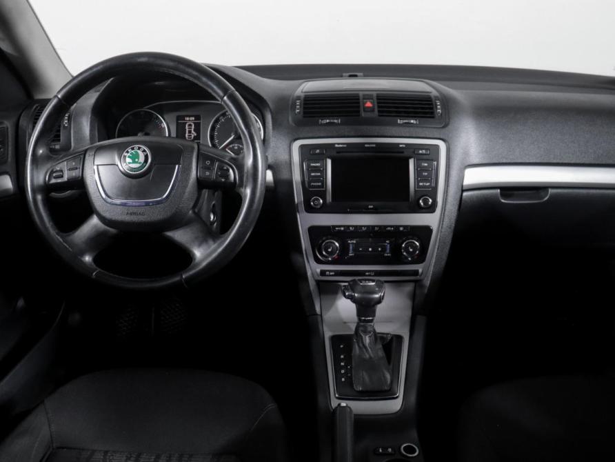 Skoda Octavia II (A5) Рестайлинг Москва  - изображение 12
