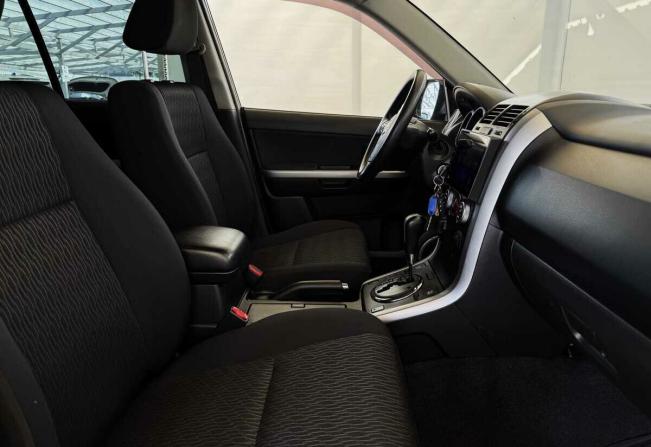 Suzuki Grand Vitara II Рестайлинг 2 с пробегом 2013 года, цена 1 364 000 рублей, 143422 км, внедорожник, Автокод Объявления