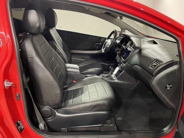Kia Ceed II Рестайлинг с пробегом 2016 года, цена 1 449 000 рублей, 118753 км, хэтчбек, Автокод Объявления