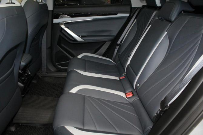 Geely Atlas II с пробегом 2024 года, цена 2 819 000 рублей, 60784 км, внедорожник, Автокод Объявления