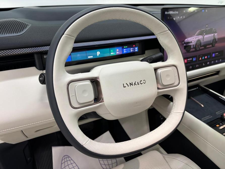 Lynk &amp; Co 900 Москва  - изображение 12