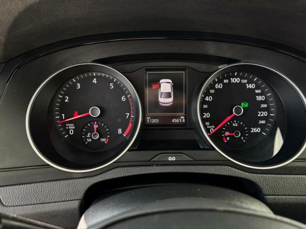 Volkswagen Passat B8 с пробегом 2017 года, цена 1 999 000 рублей, 51202 км, седан, Автокод Объявления