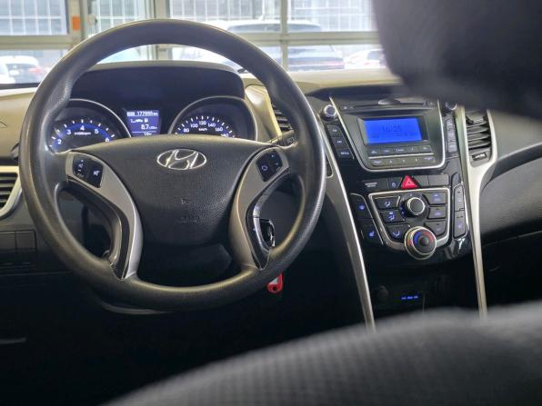 Hyundai i30 II с пробегом 2014 года, цена 945 000 рублей, 177887 км, хэтчбек, Автокод Объявления