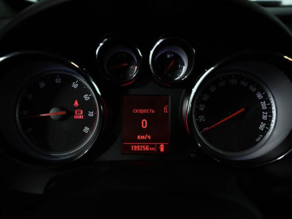 Opel Astra J Рестайлинг с пробегом 2011 года, цена 819 000 рублей, 198764 км, хэтчбек, Автокод Объявления