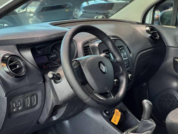 Renault Kaptur I с пробегом 2017 года, цена 1 490 000 рублей, 89654 км, внедорожник, Автокод Объявления