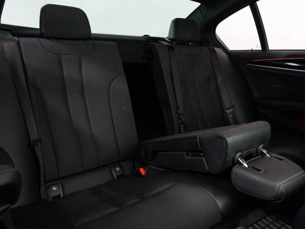 BMW 5 серии VII (G30/G31/G38) с пробегом 2017 года, цена 2 599 000 рублей, 169061 км, седан, Автокод Объявления