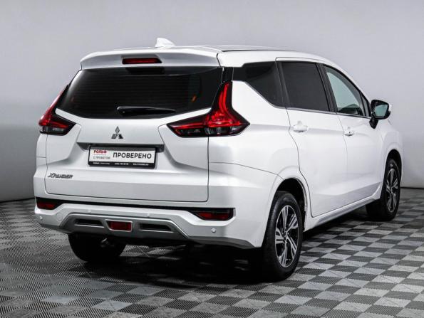 Mitsubishi Xpander I с пробегом 2021 года, цена 2 399 999 рублей, 50390 км, внедорожник, Автокод Объявления