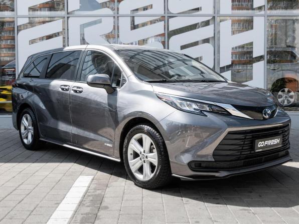 Toyota Sienna IV с пробегом 2021 года, цена 4 030 000 рублей, 81354 км, минивэн, Автокод Объявления