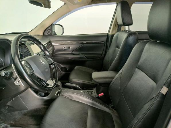 Mitsubishi Outlander III Рестайлинг 2 с пробегом 2015 года, цена 1 425 000 рублей, 171000 км, внедорожник, Автокод Объявления