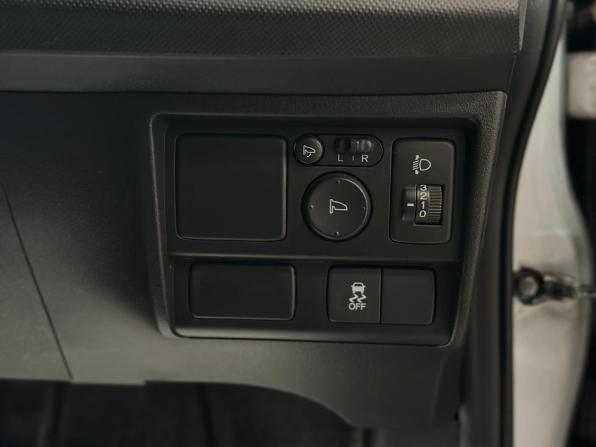 Honda Freed I Рестайлинг с пробегом 2012 года, цена 1 220 000 рублей, 61981 км, компактвэн, Автокод Объявления
