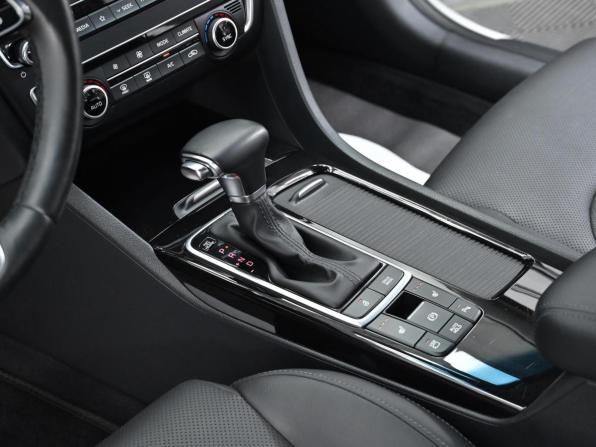 Kia Optima IV Рестайлинг с пробегом 2020 года, цена 2 049 000 рублей, 133000 км, седан, Автокод Объявления