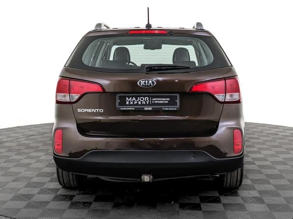 Kia Sorento II Рестайлинг с пробегом 2018 года, цена 1 750 000 рублей, 208000 км, внедорожник, Автокод Объявления