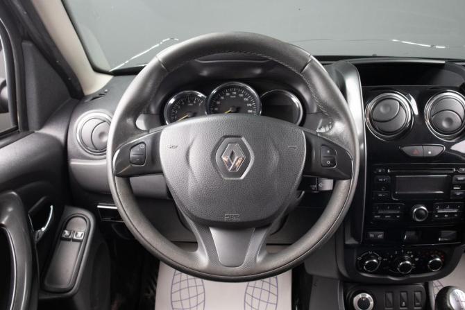 Renault Duster I Рестайлинг с пробегом 2015 года, цена 1 049 000 рублей, 147000 км, внедорожник, Автокод Объявления