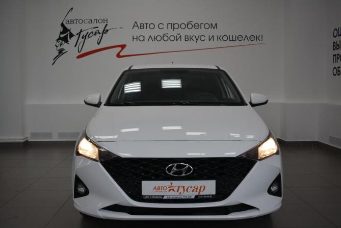 Hyundai Solaris II Рестайлинг с пробегом 2021 года, цена 1 649 000 рублей, 75000 км, седан, Автокод Объявления