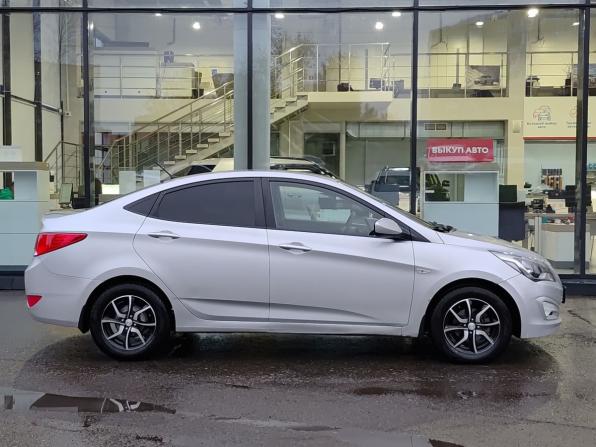Hyundai Solaris I Рестайлинг с пробегом 2016 года, цена 873 000 рублей, 143726 км, седан, Автокод Объявления