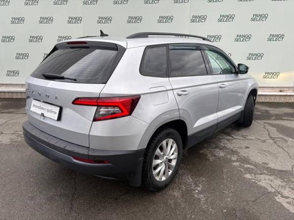Skoda Karoq I с пробегом 2020 года, цена 2 325 000 рублей, 114000 км, внедорожник, Автокод Объявления