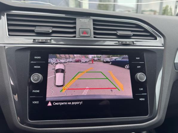 Volkswagen Tiguan II Рестайлинг с пробегом 2021 года, цена 2 750 000 рублей, 97637 км, внедорожник, Автокод Объявления