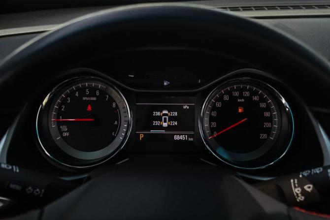 Chevrolet Orlando II с пробегом 2021 года, цена 2 250 000 рублей, 68362 км, компактвэн, Автокод Объявления