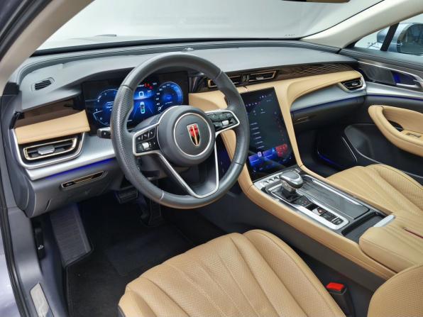Hongqi H5 II с пробегом 2023 года, цена 2 847 000 рублей, 48613 км, седан, Автокод Объявления