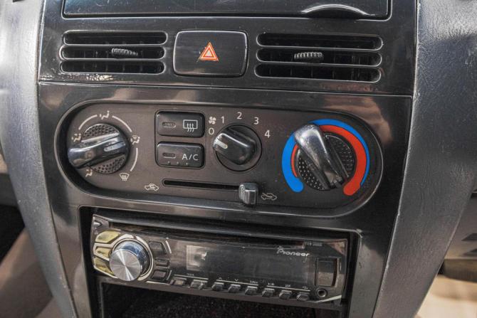 Nissan Wingroad II (Y11) Рестайлинг с пробегом 2002 года, цена 399 000 рублей, 320000 км, универсал, Автокод Объявления