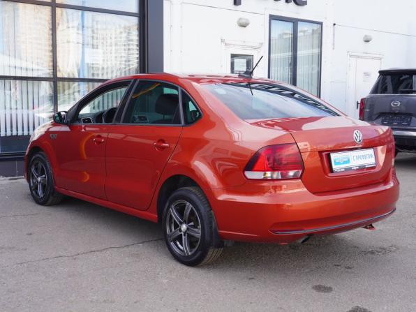 Volkswagen Polo V Рестайлинг с пробегом 2018 года, цена 1 130 000 рублей, 107724 км, седан, Автокод Объявления