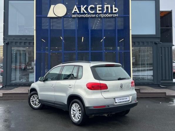 Volkswagen Tiguan I Рестайлинг с пробегом 2013 года, цена 1 099 000 рублей, 125000 км, внедорожник, Автокод Объявления