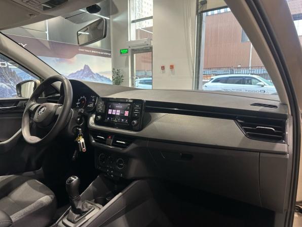 Skoda Rapid II с пробегом 2021 года, цена 1 360 000 рублей, 133478 км, лифтбек, Автокод Объявления