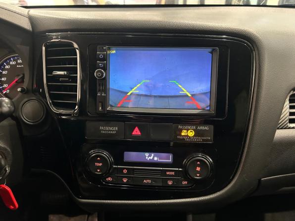 Mitsubishi Outlander III Рестайлинг 2 с пробегом 2015 года, цена 1 449 000 рублей, 229138 км, внедорожник, Автокод Объявления