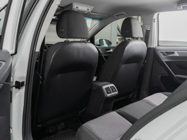 Volkswagen Golf VII с пробегом 2013 года, цена 949 000 рублей, 184714 км, хэтчбек, Автокод Объявления