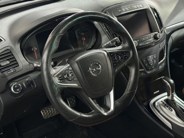 Opel Insignia I Рестайлинг с пробегом 2014 года, цена 1 389 000 рублей, 137794 км, универсал, Автокод Объявления