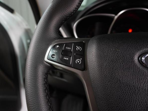 Lada (ВАЗ) Vesta I с пробегом 2017 года, цена 959 000 рублей, 121984 км, седан, Автокод Объявления