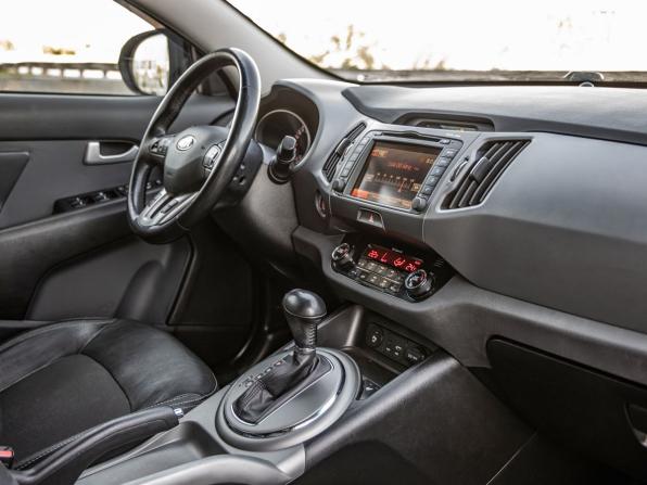 Kia Sportage III Рестайлинг с пробегом 2015 года, цена 1 628 000 рублей, 120000 км, внедорожник, Автокод Объявления