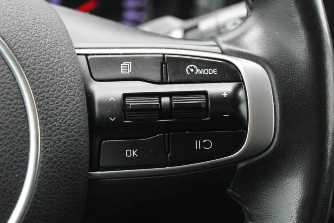 Kia K5 III с пробегом 2021 года, цена 2 340 000 рублей, 89000 км, седан, Автокод Объявления