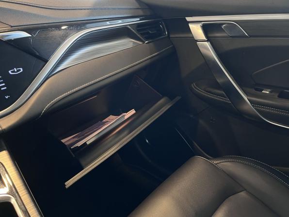 Geely Atlas Pro с пробегом 2021 года, цена 2 070 000 рублей, 97313 км, внедорожник, Автокод Объявления