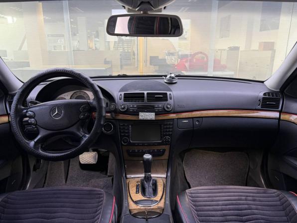 Mercedes-Benz E-Класс III (W211 S211) Рестайлинг с пробегом 2007 года, цена 855 000 рублей, 369065 км, седан, Автокод Объявления