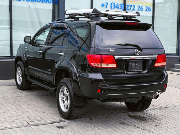Toyota Fortuner I с пробегом 2005 года, цена 1 749 000 рублей, 163881 км, внедорожник, Автокод Объявления