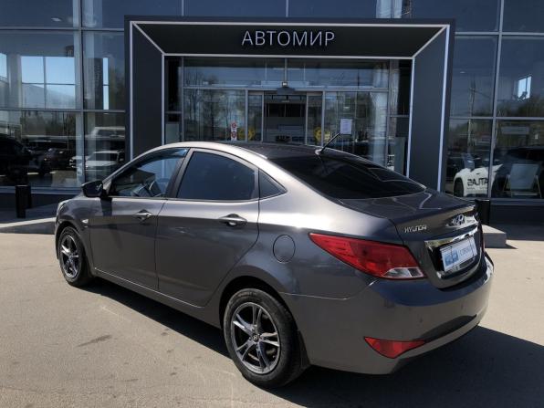 Hyundai Solaris I Рестайлинг с пробегом 2015 года, цена 925 500 рублей, 196686 км, седан, Автокод Объявления