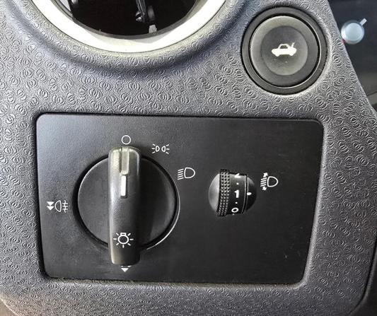 Ford Fusion I Рестайлинг с пробегом 2005 года, цена 549 000 рублей, 154000 км, хэтчбек, Автокод Объявления