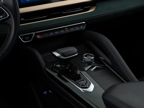 Geely Monjaro I с пробегом 2023 года, цена 3 153 444 рубля, 65152 км, внедорожник, Автокод Объявления