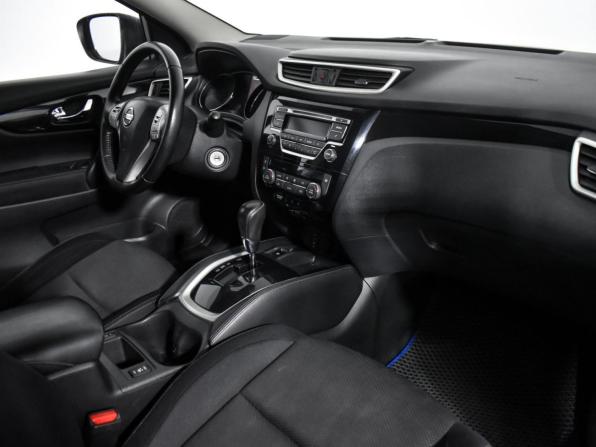 Nissan Qashqai II с пробегом 2016 года, цена 1 374 000 рублей, 192139 км, внедорожник, Автокод Объявления