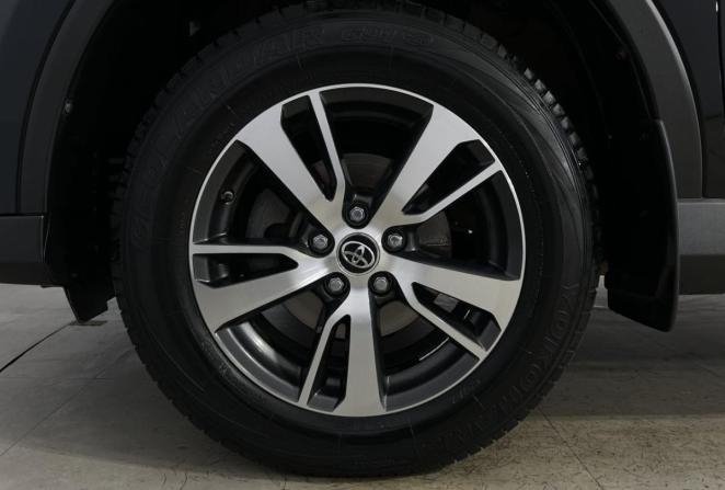 Toyota RAV4 IV (XA40) Рестайлинг с пробегом 2018 года, цена 2 150 000 рублей, 150679 км, внедорожник, Автокод Объявления