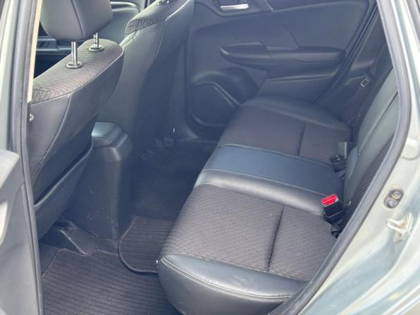 Honda Fit III с пробегом 2013 года, цена 932 000 рублей, 138568 км, хэтчбек, Автокод Объявления