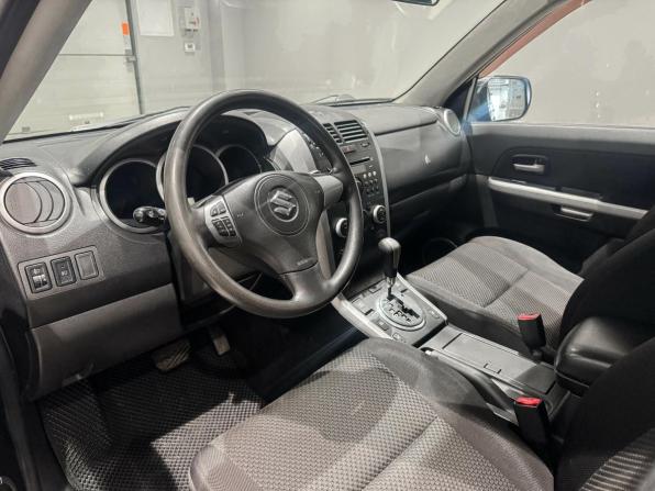 Suzuki Grand Vitara II Рестайлинг с пробегом 2011 года, цена 1 209 197 рублей, 145578 км, внедорожник, Автокод Объявления