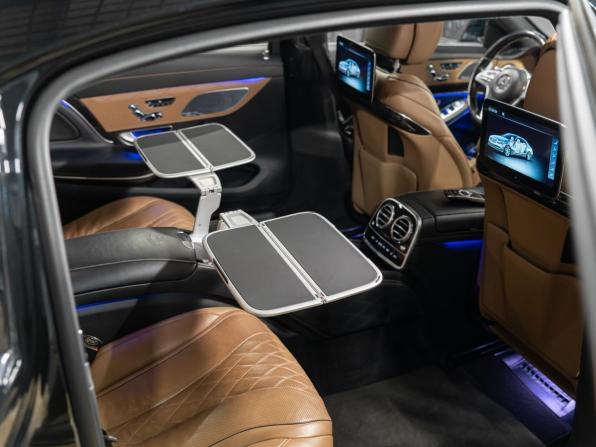 Mercedes-Benz Maybach S-Класс I (X222) Рестайлинг с пробегом 2018 года, цена 4 490 000 рублей, 158958 км, седан, Автокод Объявления