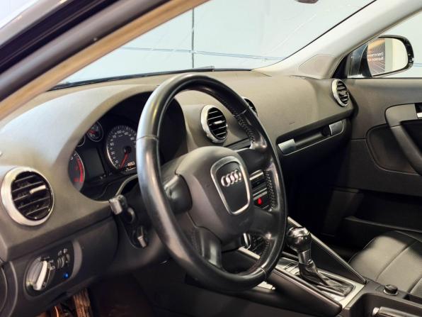 Audi A3 II (8P) Рестайлинг 2 с пробегом 2010 года, цена 757 000 рублей, 208688 км, хэтчбек, Автокод Объявления