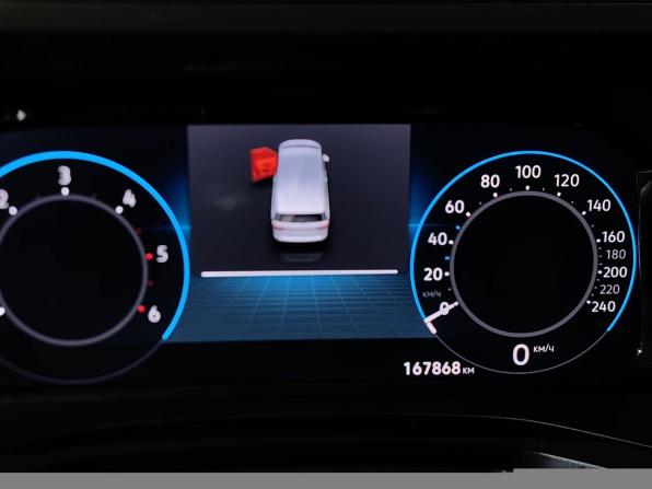 Volkswagen Multivan T7 с пробегом 2022 года, цена 4 729 000 рублей, 167866 км, минивэн, Автокод Объявления
