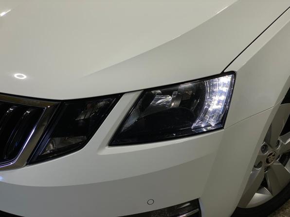Skoda Octavia III (A7) Рестайлинг с пробегом 2020 года, цена 1 799 000 рублей, 75602 км, лифтбек, Автокод Объявления