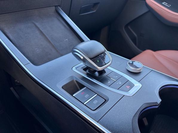 Omoda C5 I с пробегом 2022 года, цена 1 645 000 рублей, 39000 км, внедорожник, Автокод Объявления